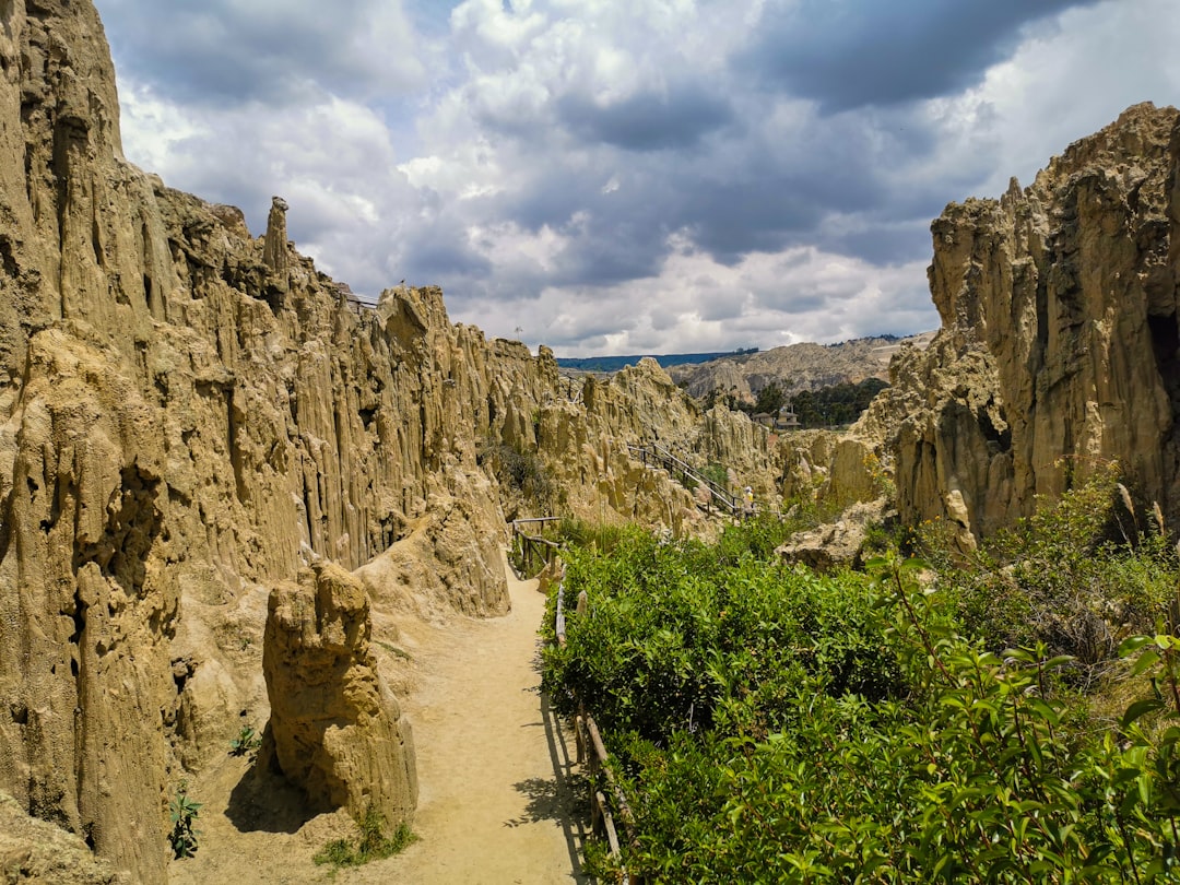 Descubre la Magia de la Valle de la Luna en Bolivia - San José de Chiquitos | Secret World Trip Planner