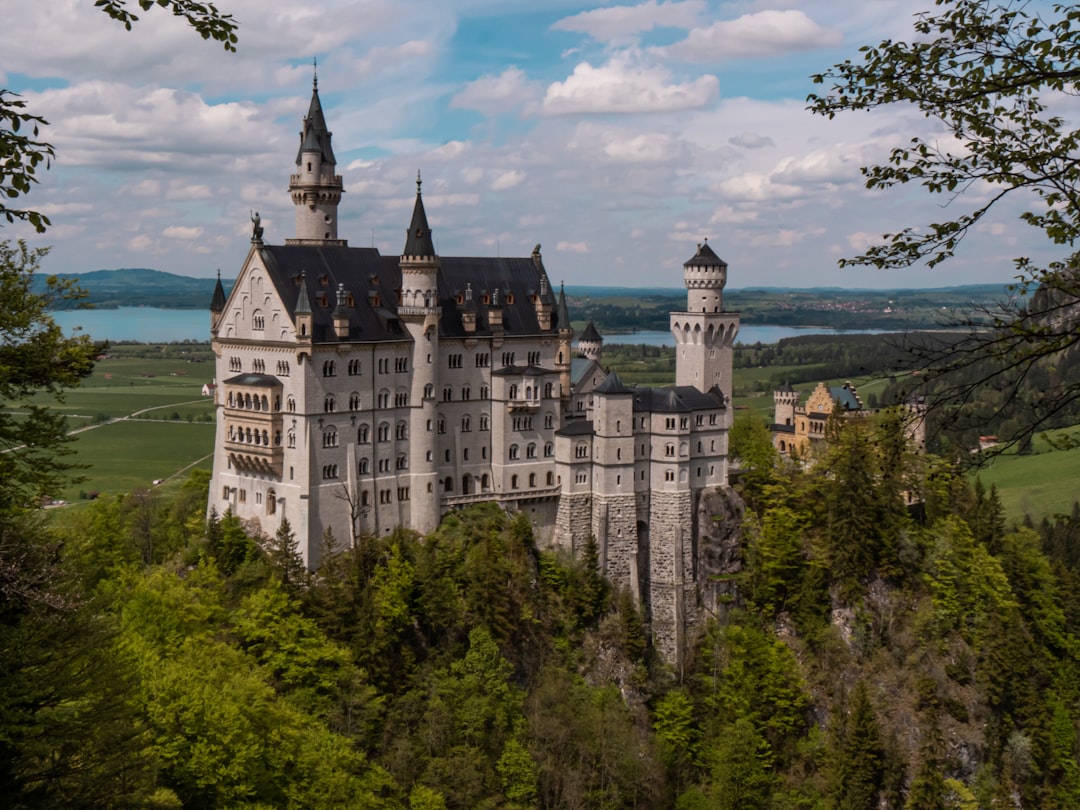 Descubra o Castelo de Neuschwanstein: uma joia da Baviera - Schwangau | Secret World Trip Planner
