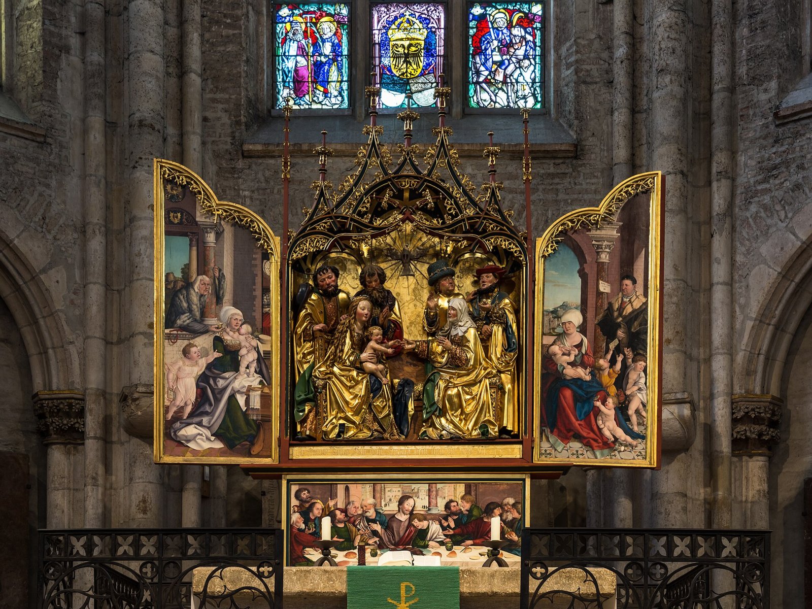 Descubre el Ulmer Münster: una obra maestra de la arquitectura en Ulm - Ulm | Secret World Trip Planner
