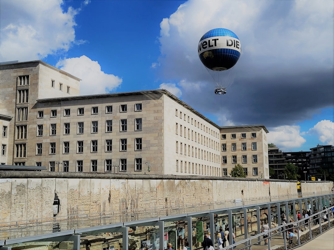 Explorando a Topografia do Terror em Berlim - Berlin | Secret World Trip Planner