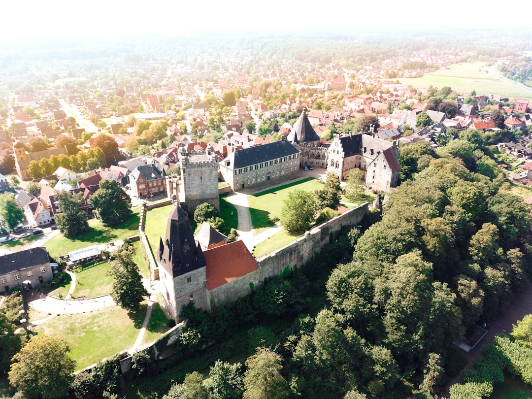 Burg Hohenzollern: Eine Reise zwischen Geschichte und Schönheit - Hechingen | Secret World Trip Planner