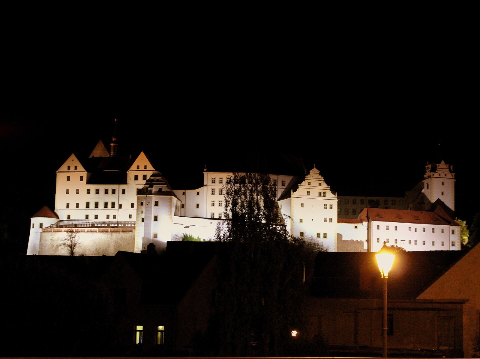 Colditz Castle: Un Viaggio nella Storia della Sassonia - Colditz | Secret World Trip Planner