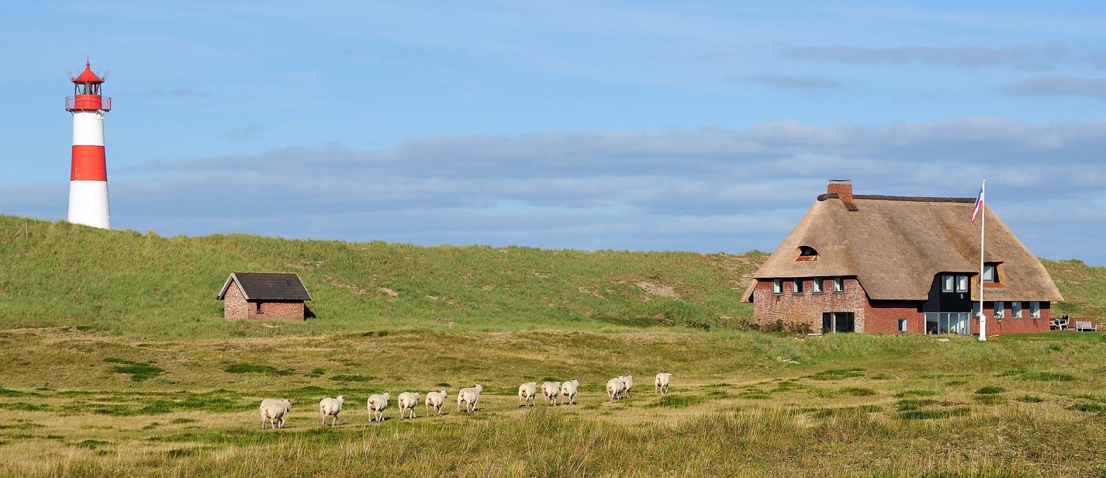 List Lighthouse Sylt: маяк для открытия в Германии - List auf Sylt | Secret World Trip Planner