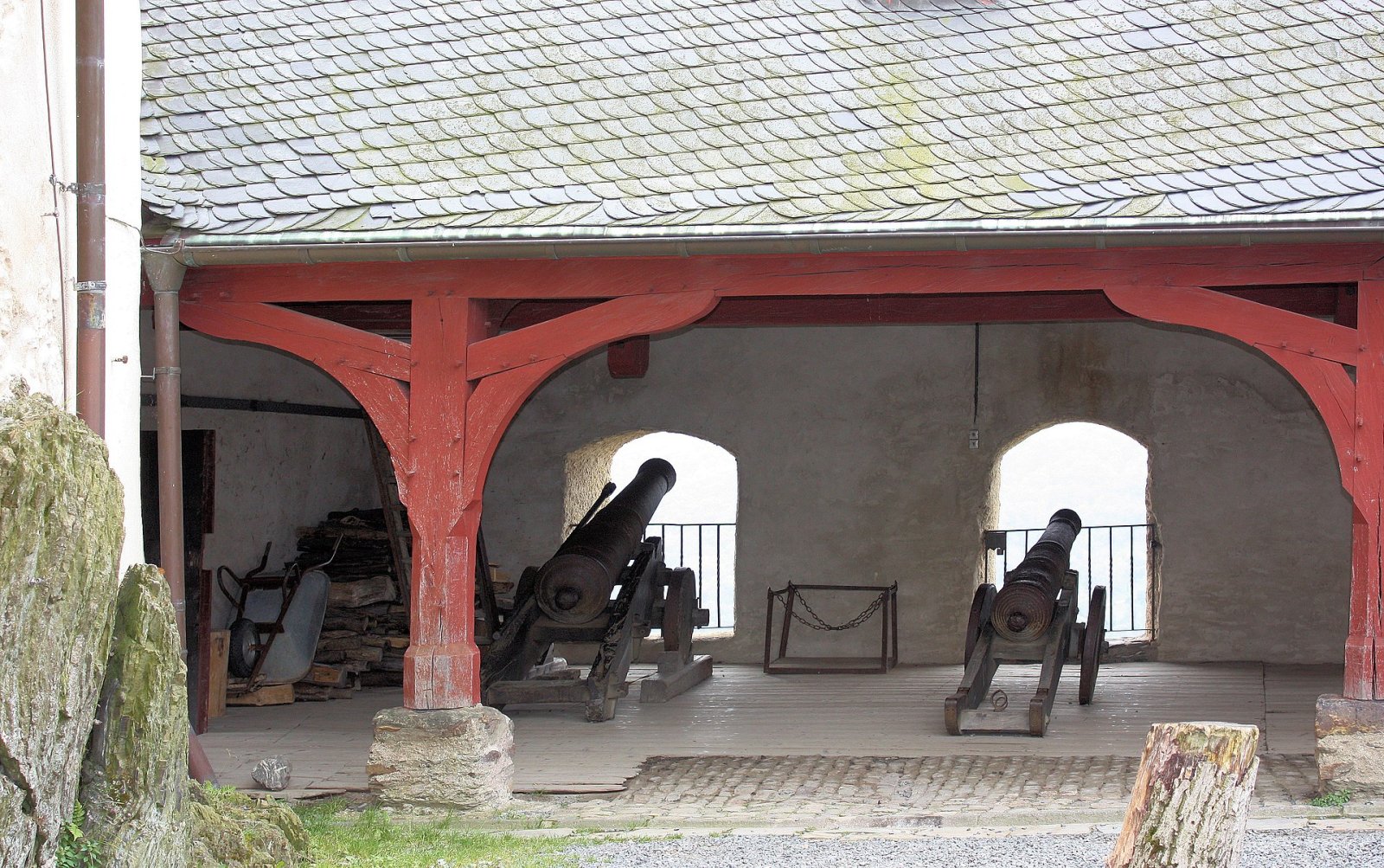 Discover Marksburg Castle: History and Beauty on the Rhine - Spay | Secret World Trip Planner