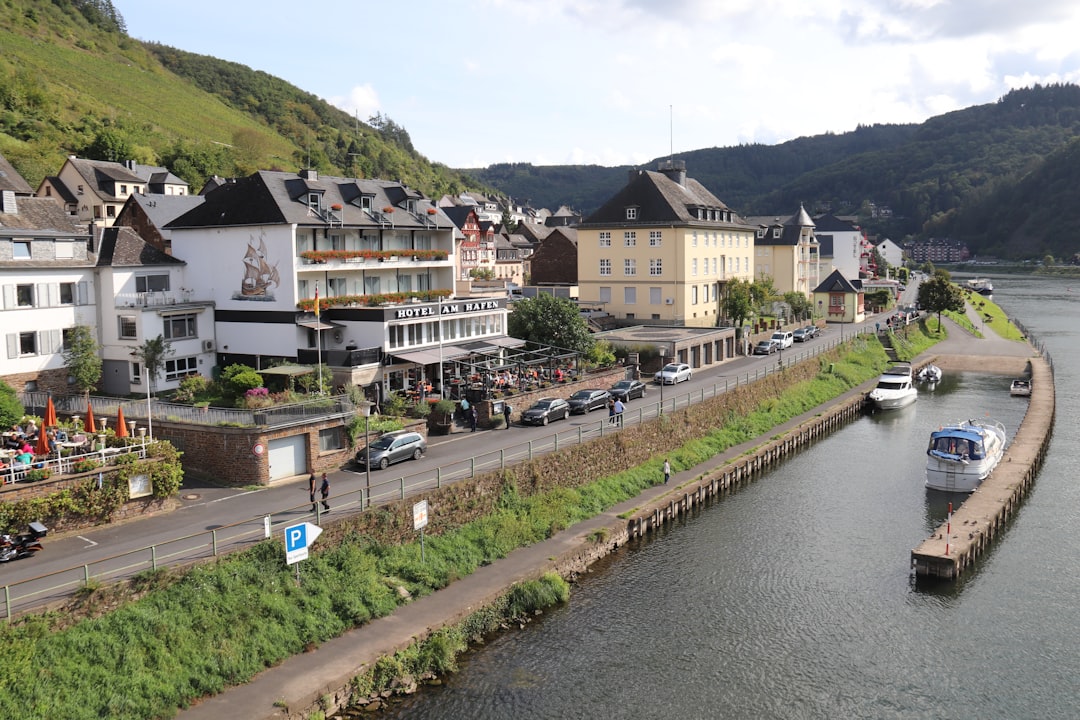 探索科赫姆城堡：历史与美丽 - Cochem | Secret World Trip Planner