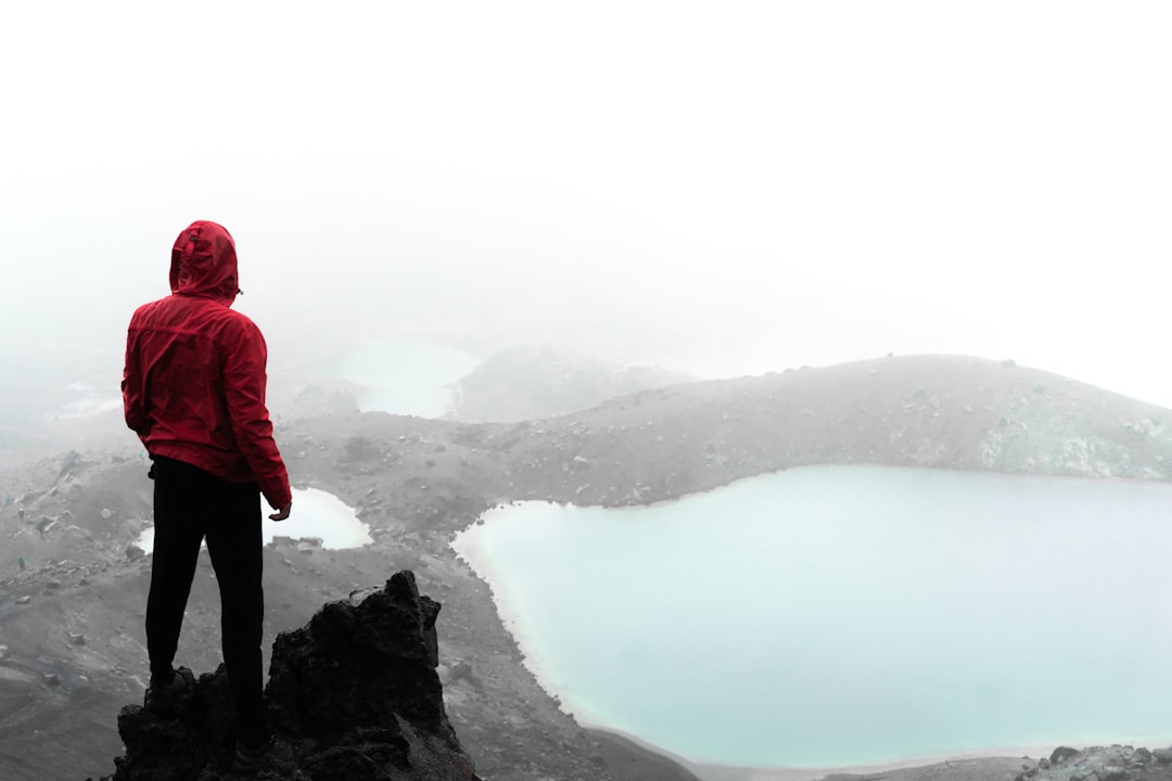 トンガリロ・アルパイン・クロッシング：ニュージーランドのユニークなトレッキング - Tongariro Alpine Crossing | Secret World Trip Planner