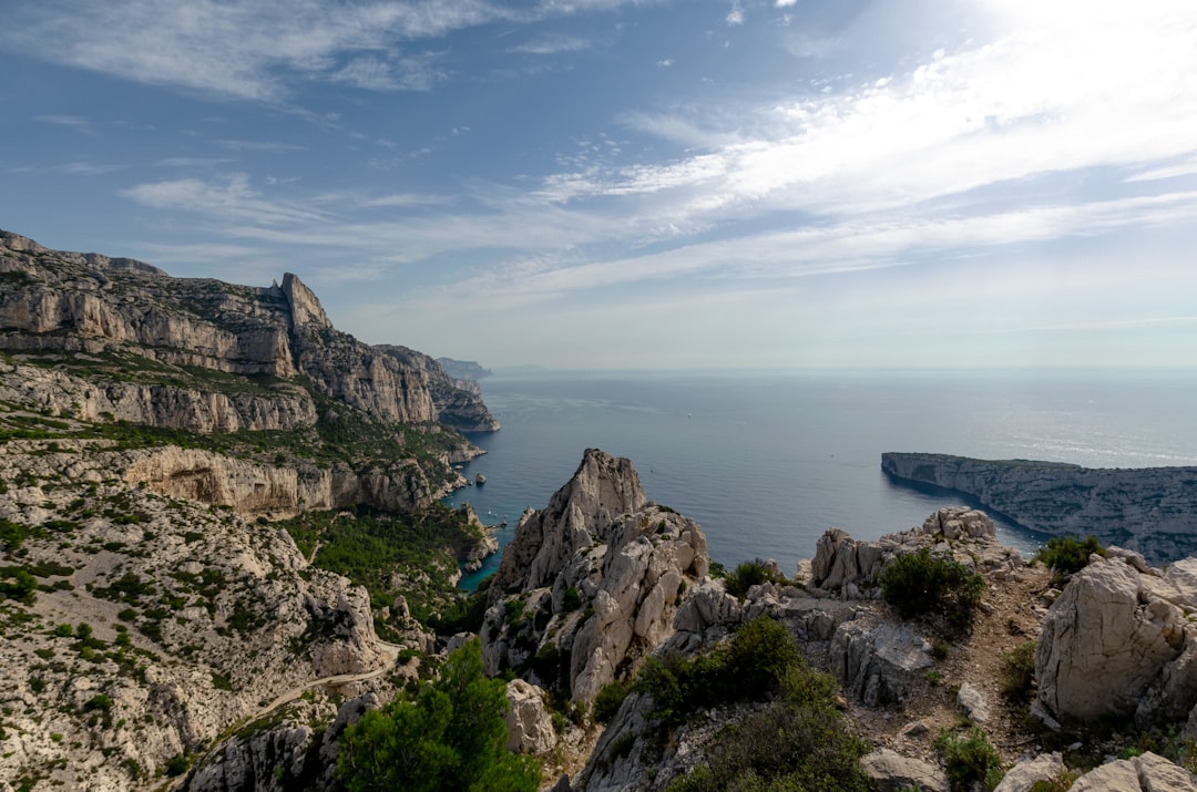 Senderos de Sueño: Calanque de Sugiton en Marsella - Calanque de Sugiton | Secret World Trip Planner