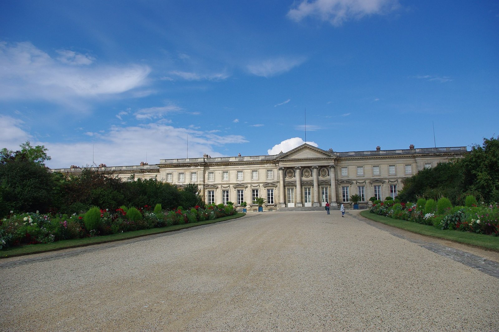 프랑스 콩피에뉴 성의 매력을 발견하세요 - Compiègne | Secret World Trip Planner