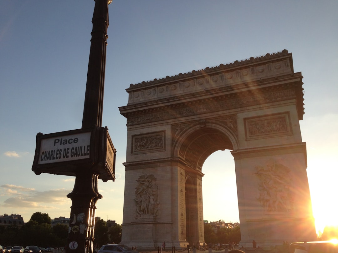 Узнайте об Арке Триумфа: История и Красота Парижа - Paris | Secret World Trip Planner