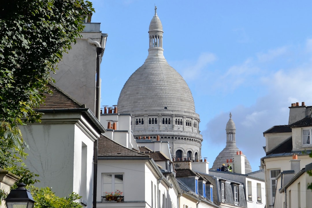 サクレ・クールを発見：歴史と美の間のパリの宝石 - Paris | Secret World Trip Planner