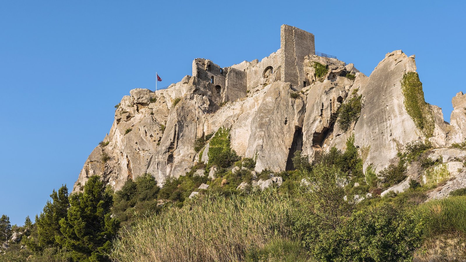 Откройте для себя очарование Шато де Бо в Провансе - Les Baux-de-Provence | Secret World Trip Planner