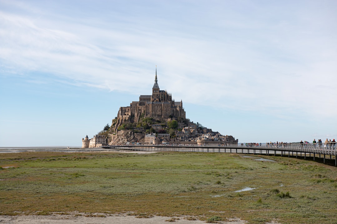 Découvrez Mont Saint-Michel : un joyau de Normandie - Nogent-le-Roi | Secret World Trip Planner