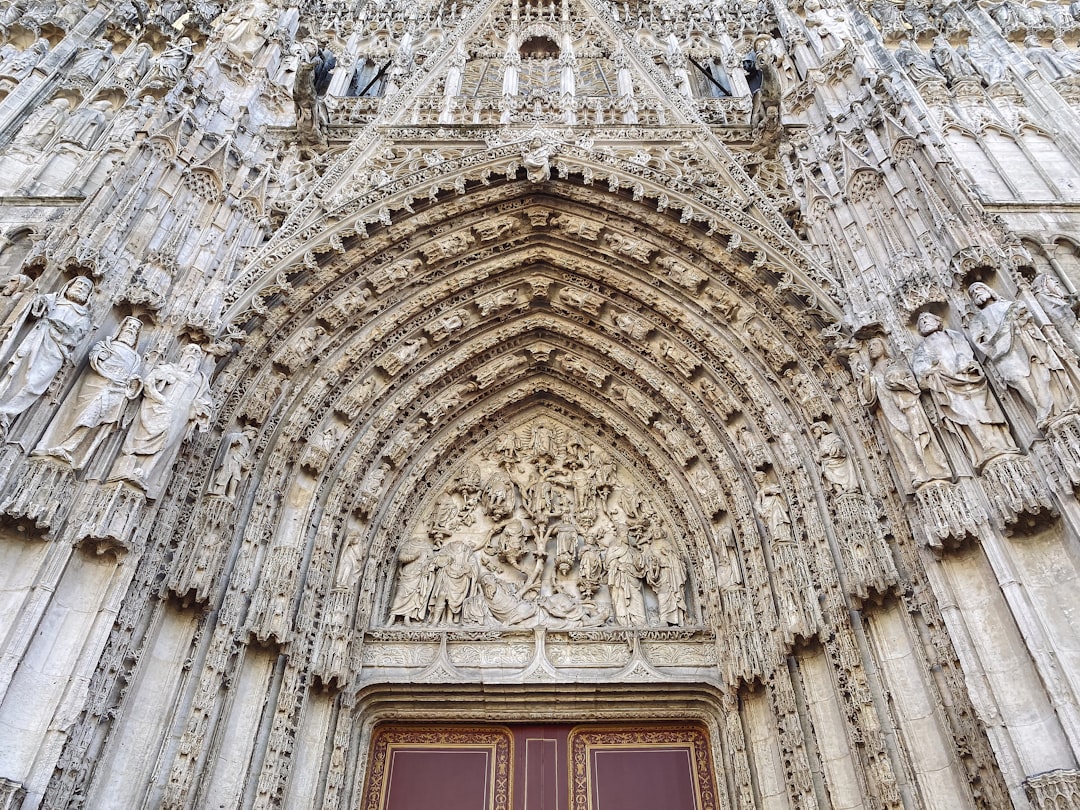 Découvrez la majestueuse Cathédrale de Rouen en Normandie - Rouen | Secret World Trip Planner