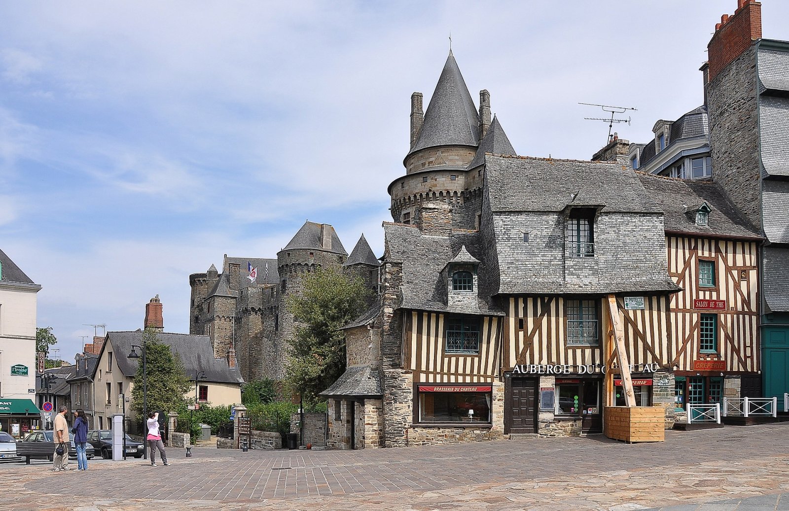 Descubre el encanto del Château de Vitré en Bretaña - Vald'Yerre | Secret World Trip Planner