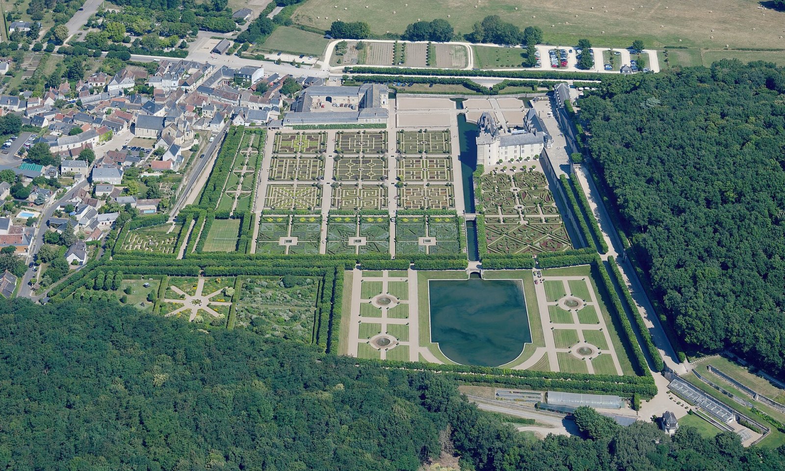 シャトー・ド・ヴィランドリーを発見：歴史と魅力的な庭園 - Villandry | Secret World Trip Planner