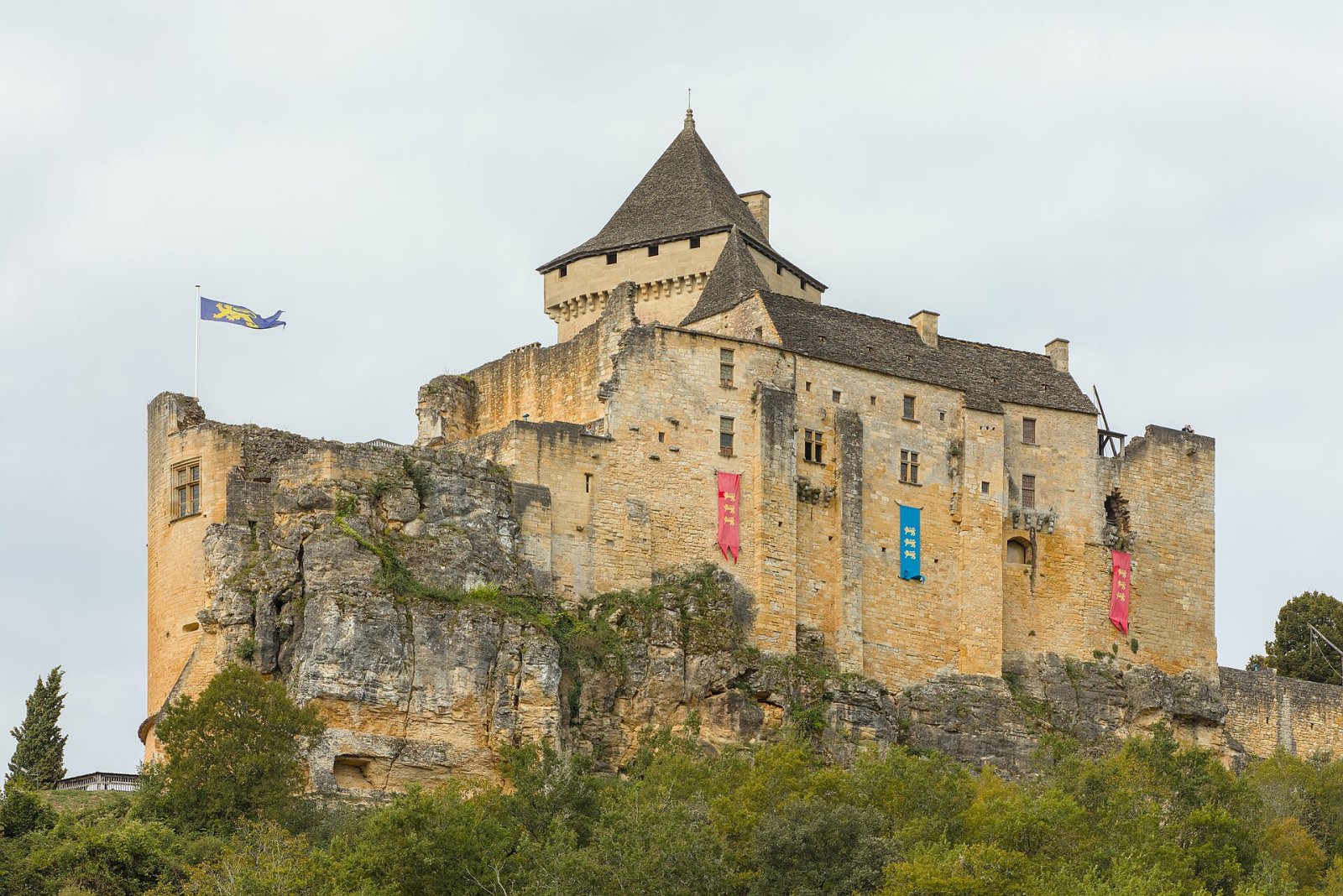 Découvrez le Charme du Château de Castelnaud en France - Castelnaud-la-Chapelle | Secret World Trip Planner