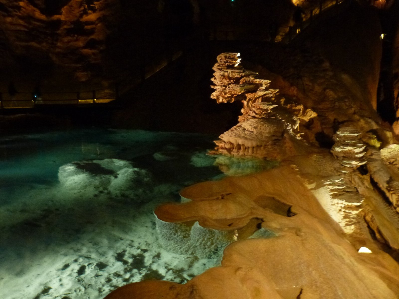 Gouffre de Padirac: Un viaje al corazón de la tierra - Padirac | Secret World Trip Planner