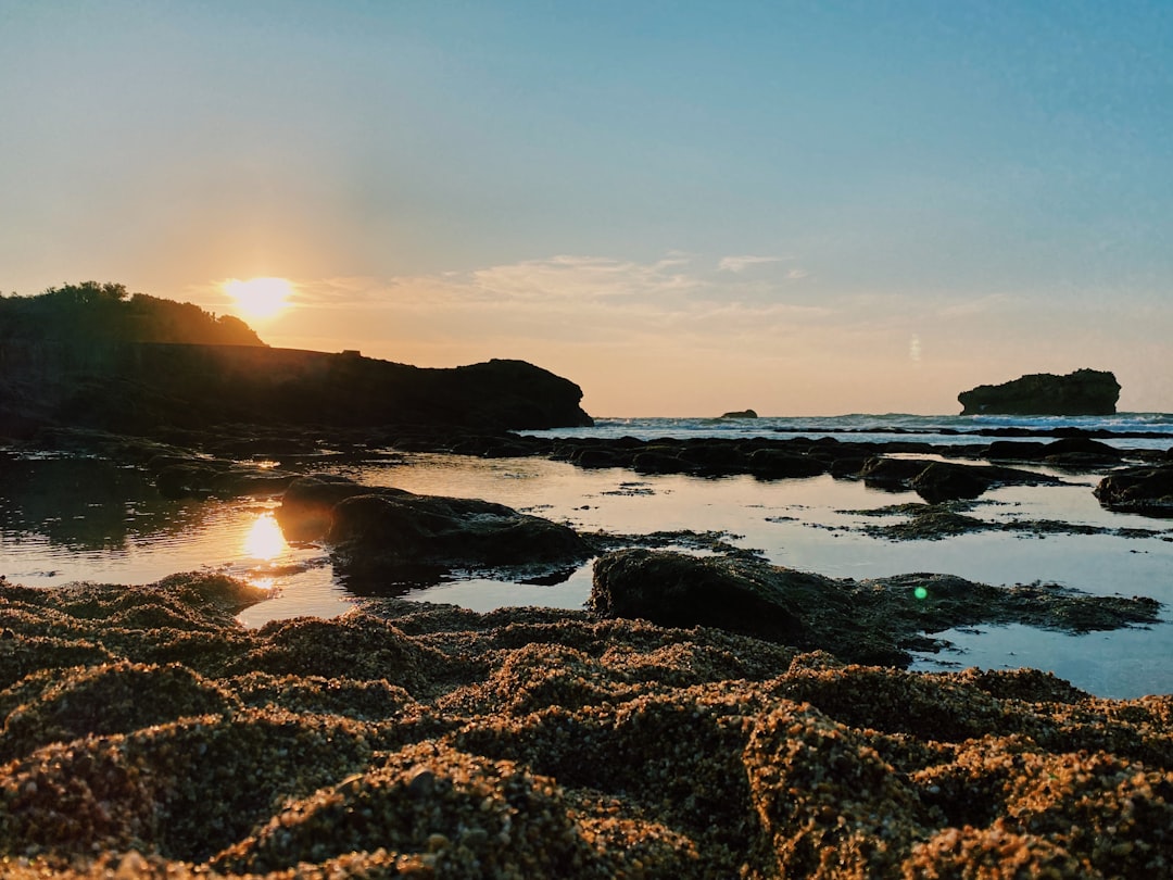 Playa de Biarritz: Un Paraíso en la Costa Atlántica - Montlaur | Secret World Trip Planner