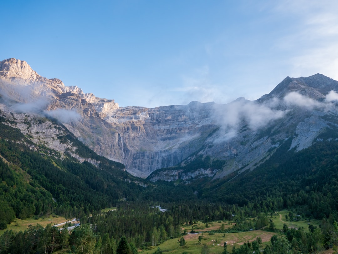 Descubre el Cirque de Gavarnie: una joya natural en Occitania