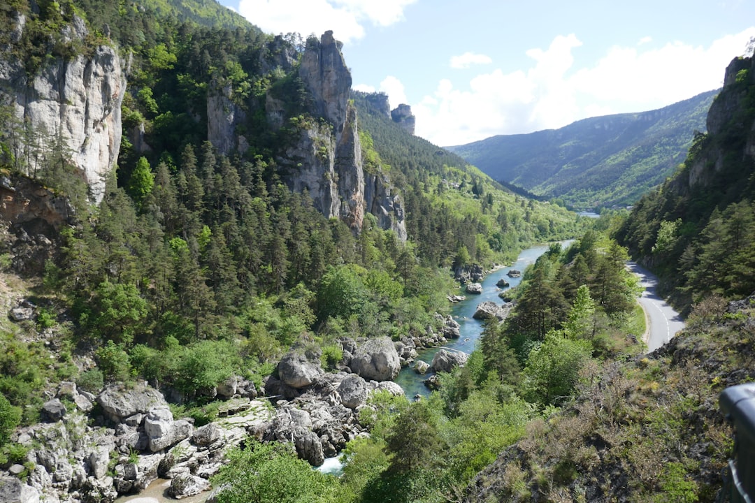 Горж дю Тарн: Природный Рай в Оксиитании - Millau | Secret World Trip Planner
