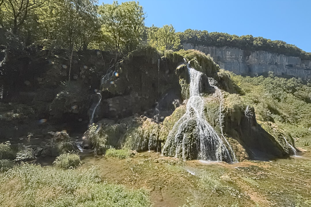Откройте для себя Каскад де ла Фрэш в Самоэне: уголок рая - Samoëns | Secret World Trip Planner