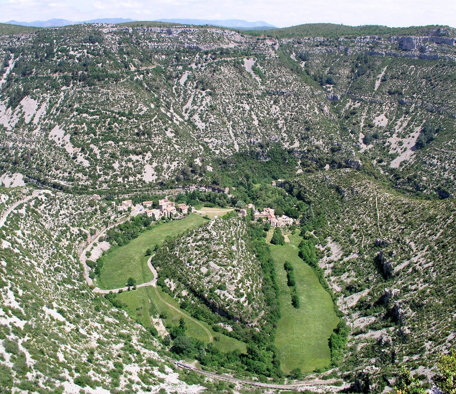 Den Cirque de Navacelles entdecken: ein Naturjuwel in Frankreich - Saint-Maurice-Navacelles | Secret World Trip Planner