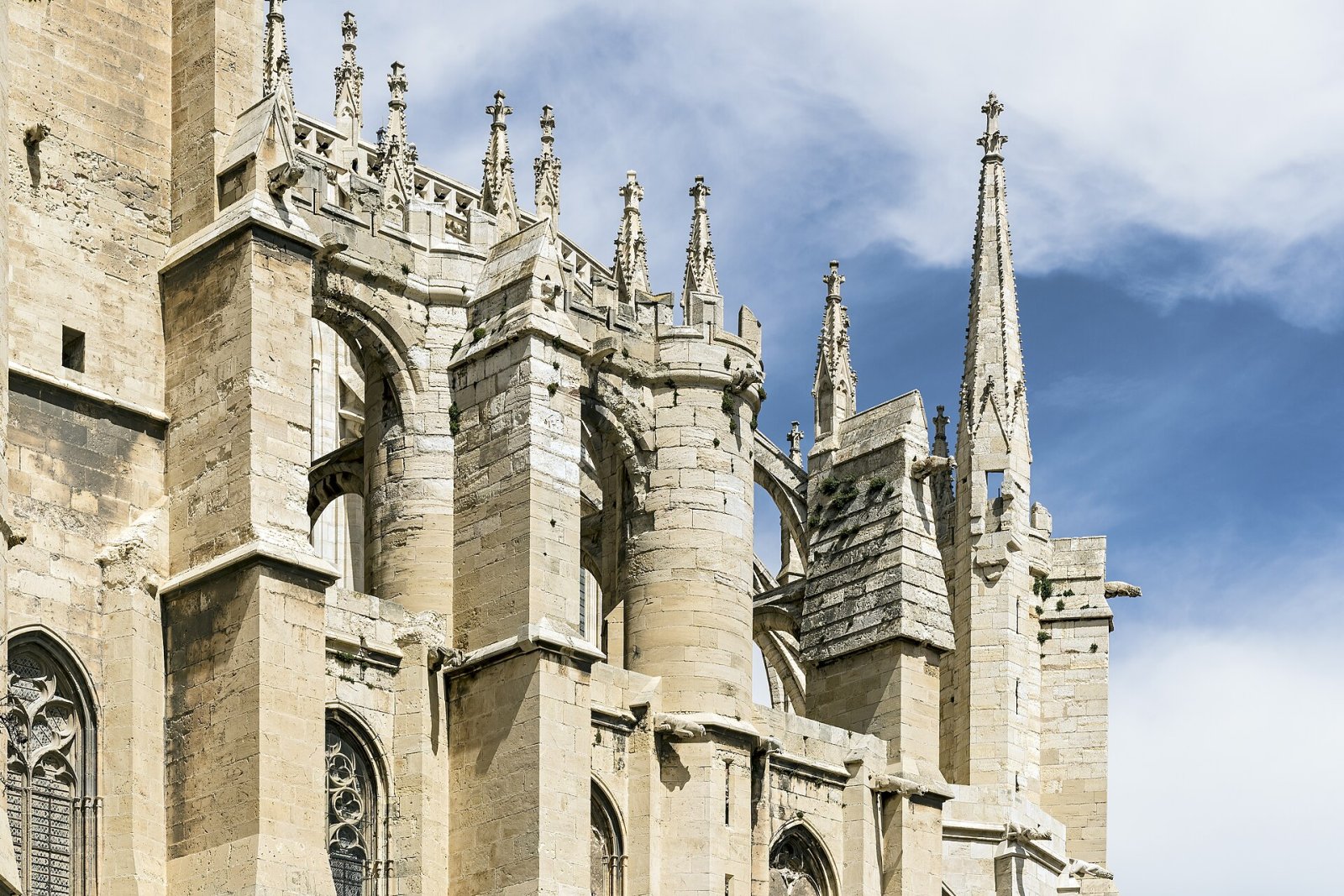 Entdecken Sie die Cathédrale Saint-Just de Narbonne: ein Juwel der Occitanie - Narbonne | Secret World Trip Planner