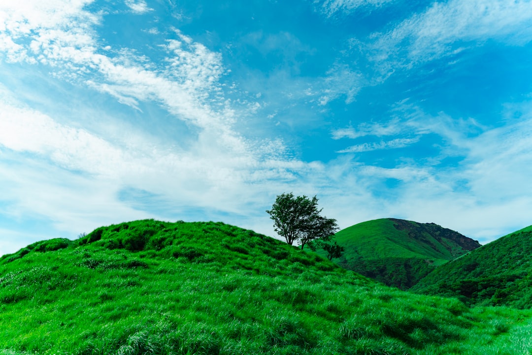 Descubre el Monte Aso: un viaje entre naturaleza y volcanes en Japón - Takamori | Secret World Trip Planner
