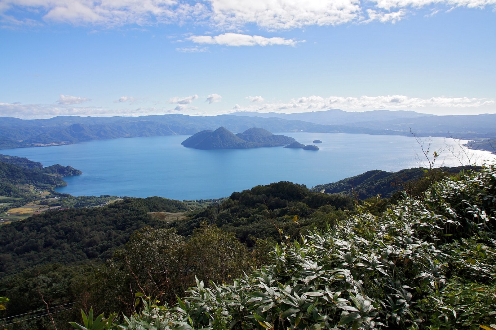 Scopri il Lago Toya: un gioiello della natura in Giappone - Toyako | Secret World Trip Planner