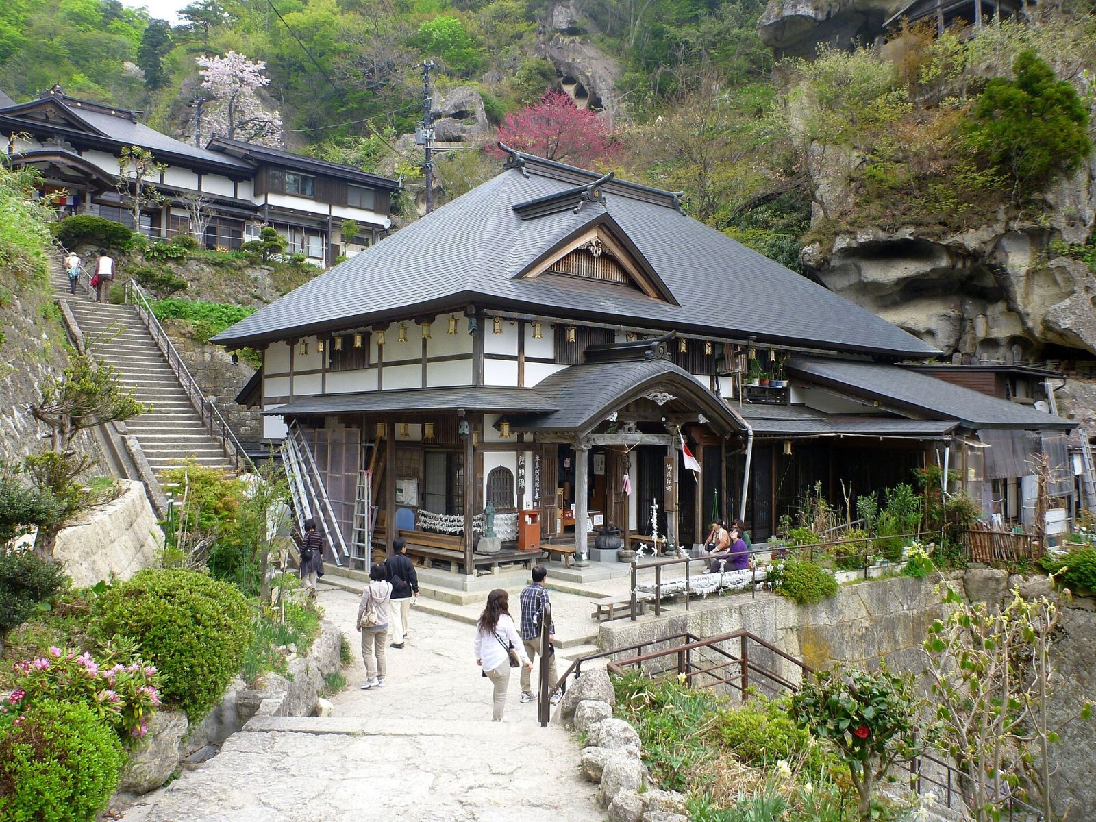 Descubre el Templo de Yamadera: una joya de la historia japonesa - Yamagata | Secret World Trip Planner