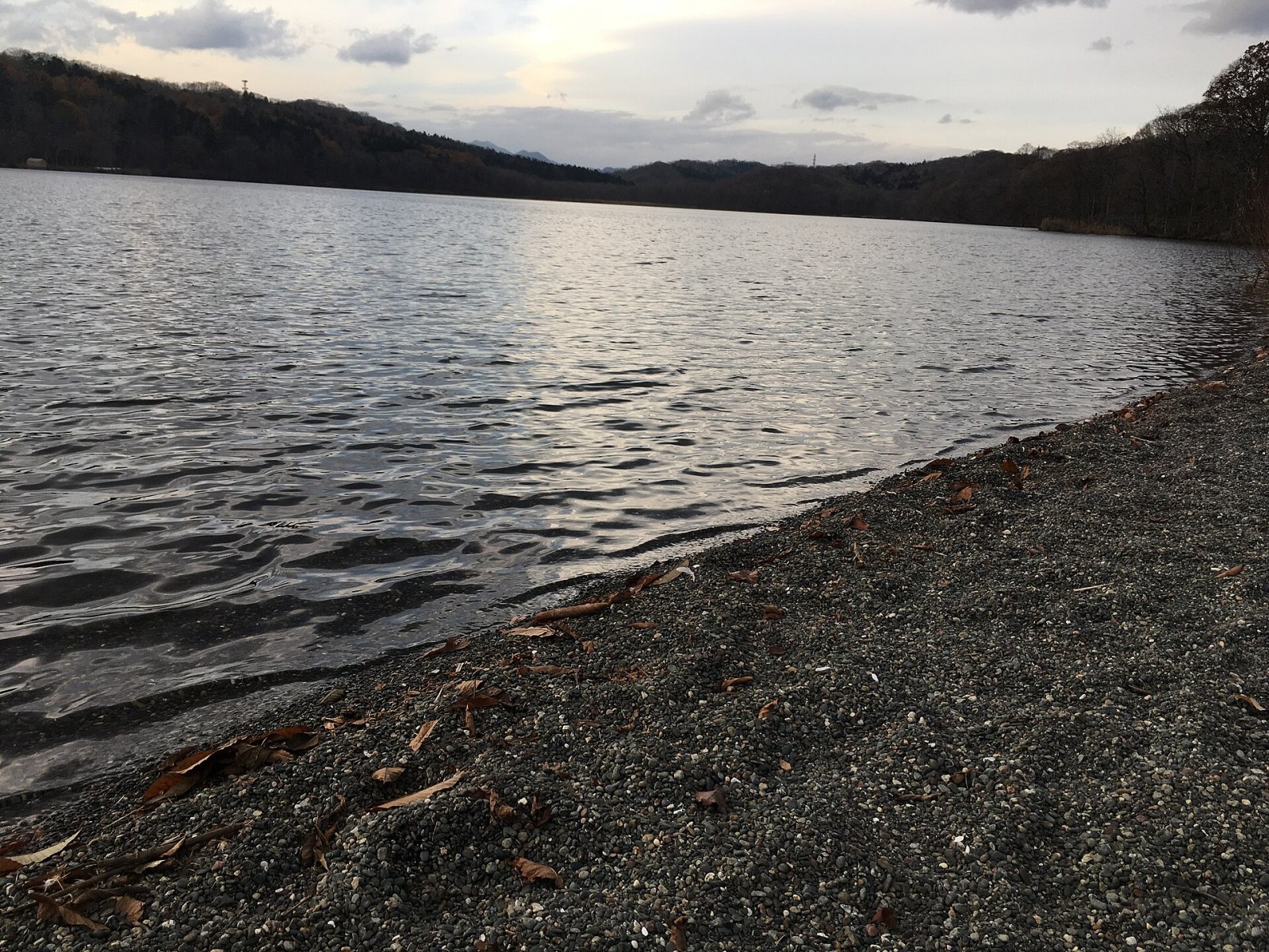 Descubre el Lago Poroto: Un Tesoro Natural de Shiraoi, Hokkaido - Shiraoi | Secret World Trip Planner