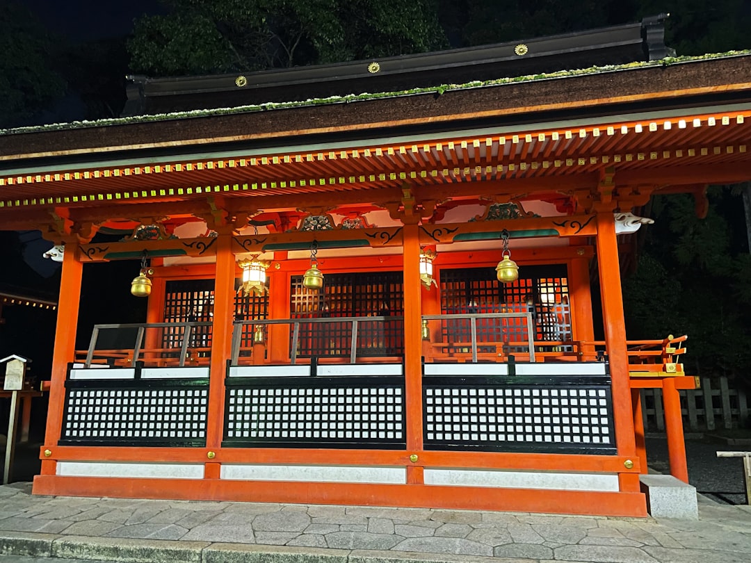 Descubra o Templo Daitoku-ji: Um Tesouro Cultural de Kyoto - Kyoto | Secret World Trip Planner