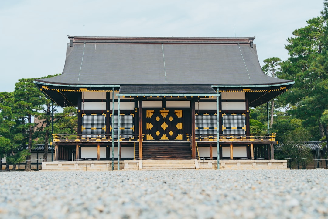 교토의 도후쿠지 사원 발견하기: 일본 문화의 보석 - Kyoto | Secret World Trip Planner