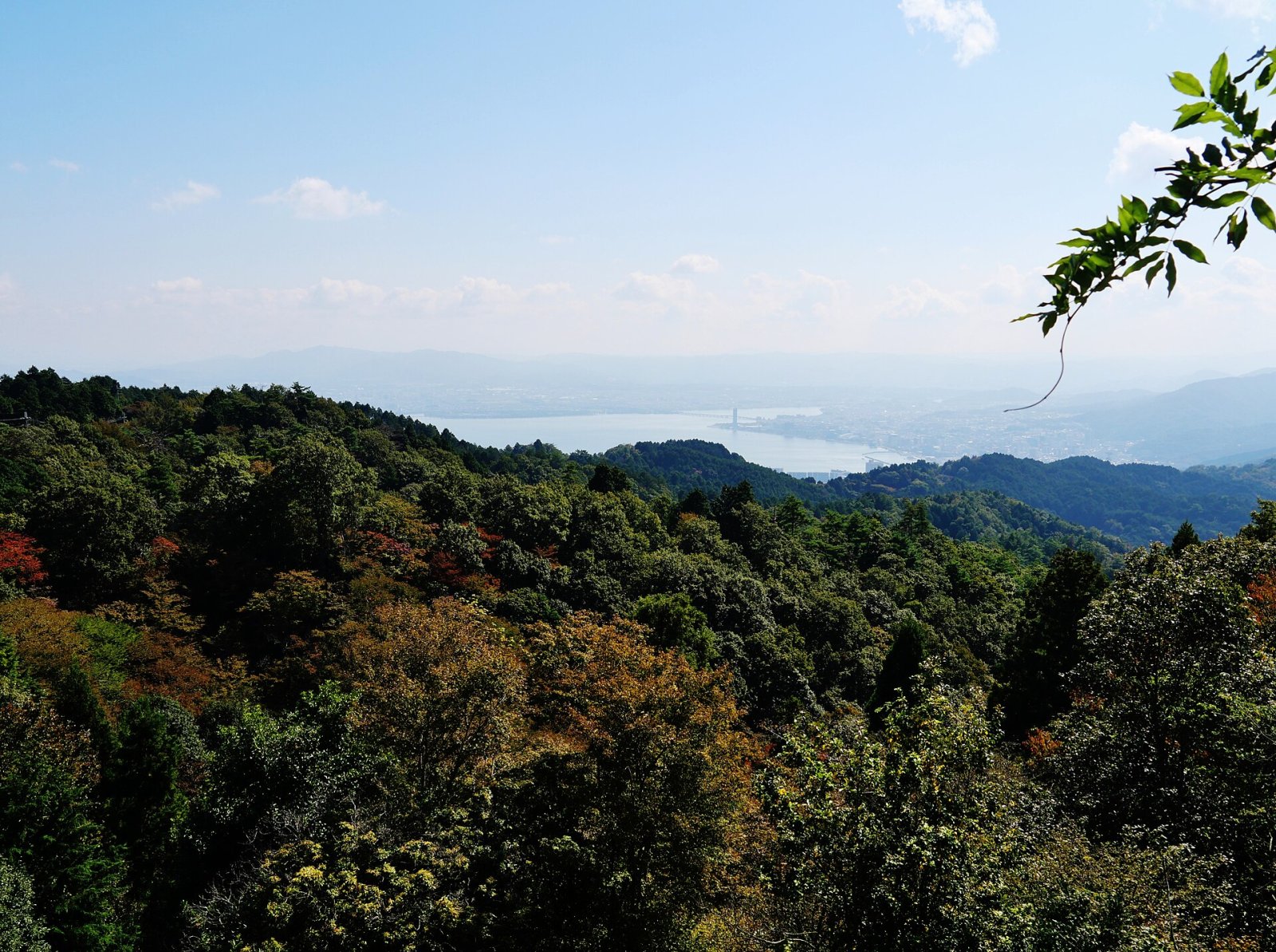 Entdecken Sie den Biwa-See: ein Naturjuwel in Kansai - Omihachiman | Secret World Trip Planner