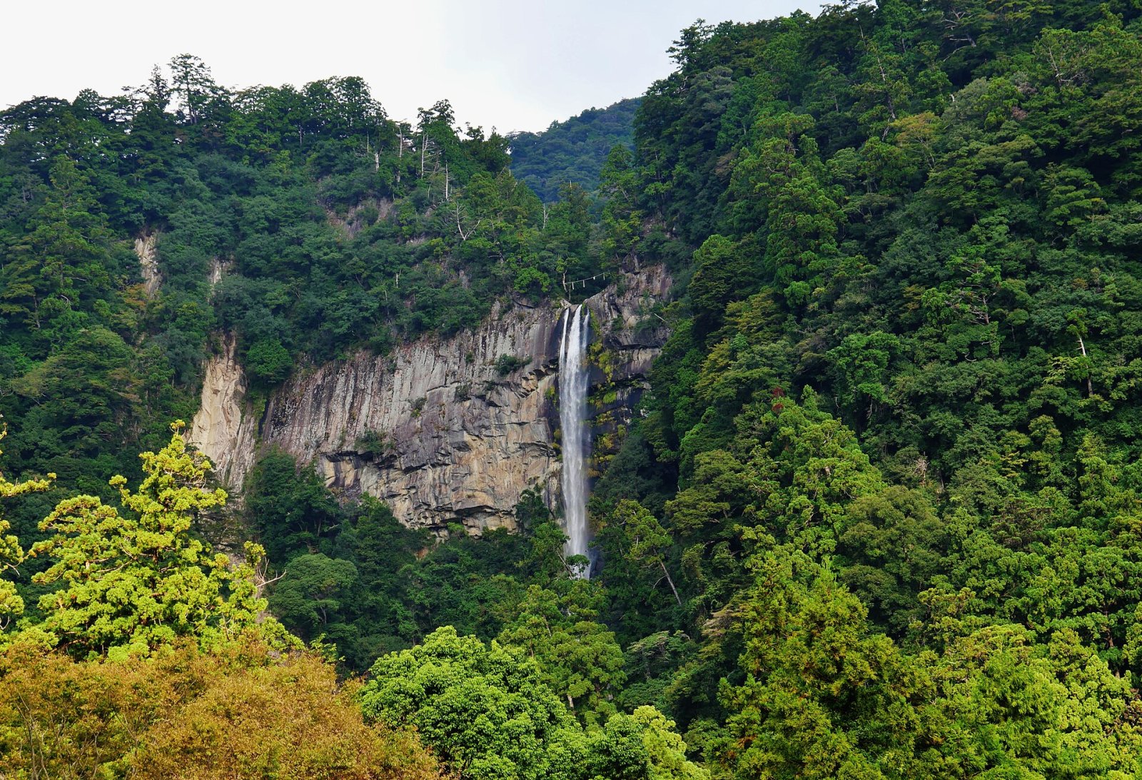 Descubre las maravillas de las Nachi Falls en Nachikatsuura - Nachikatsuura | Secret World Trip Planner