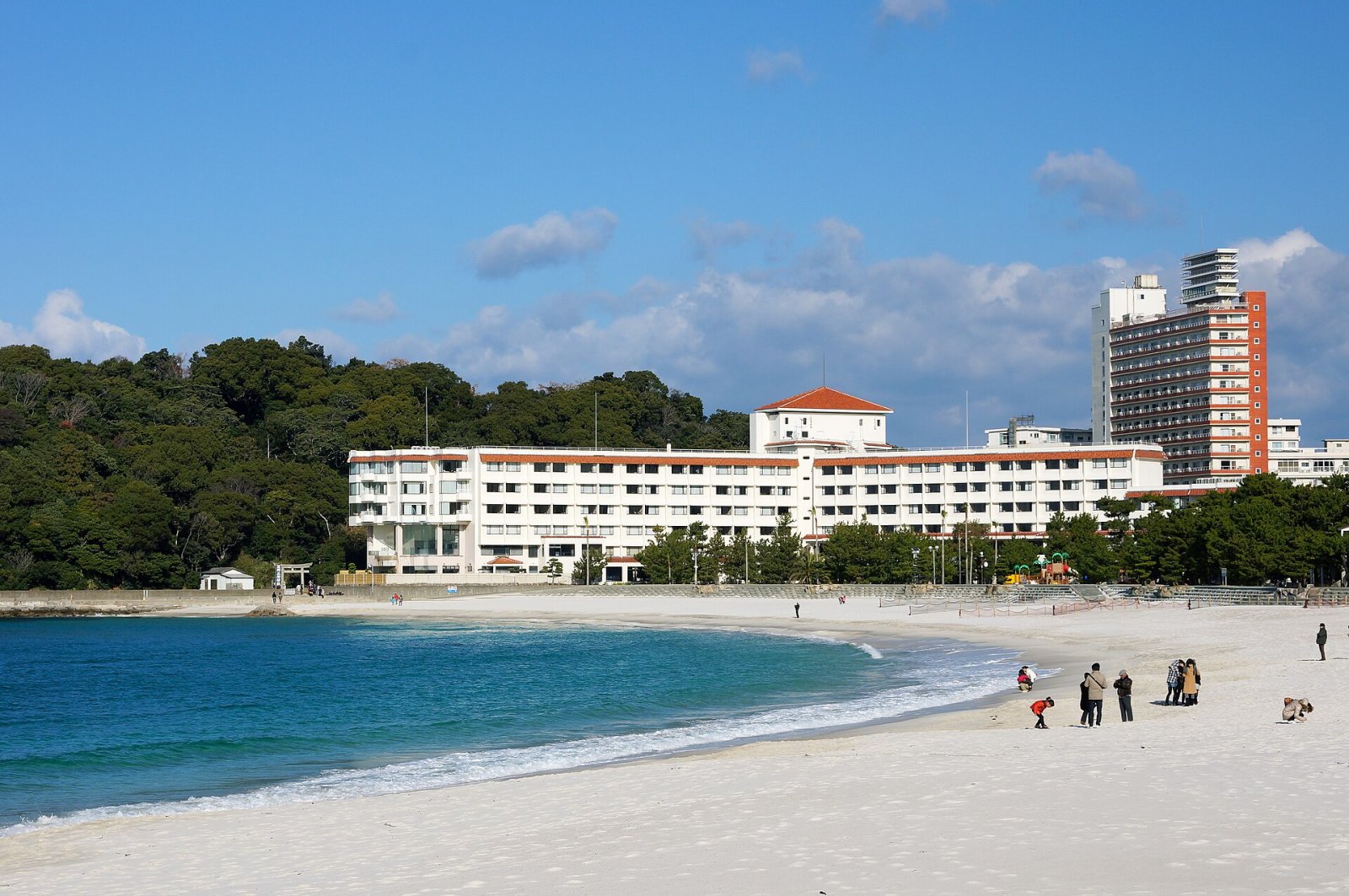 Découvrez Shirahama Beach : le bijou de la côte japonaise - Shirahama | Secret World Trip Planner