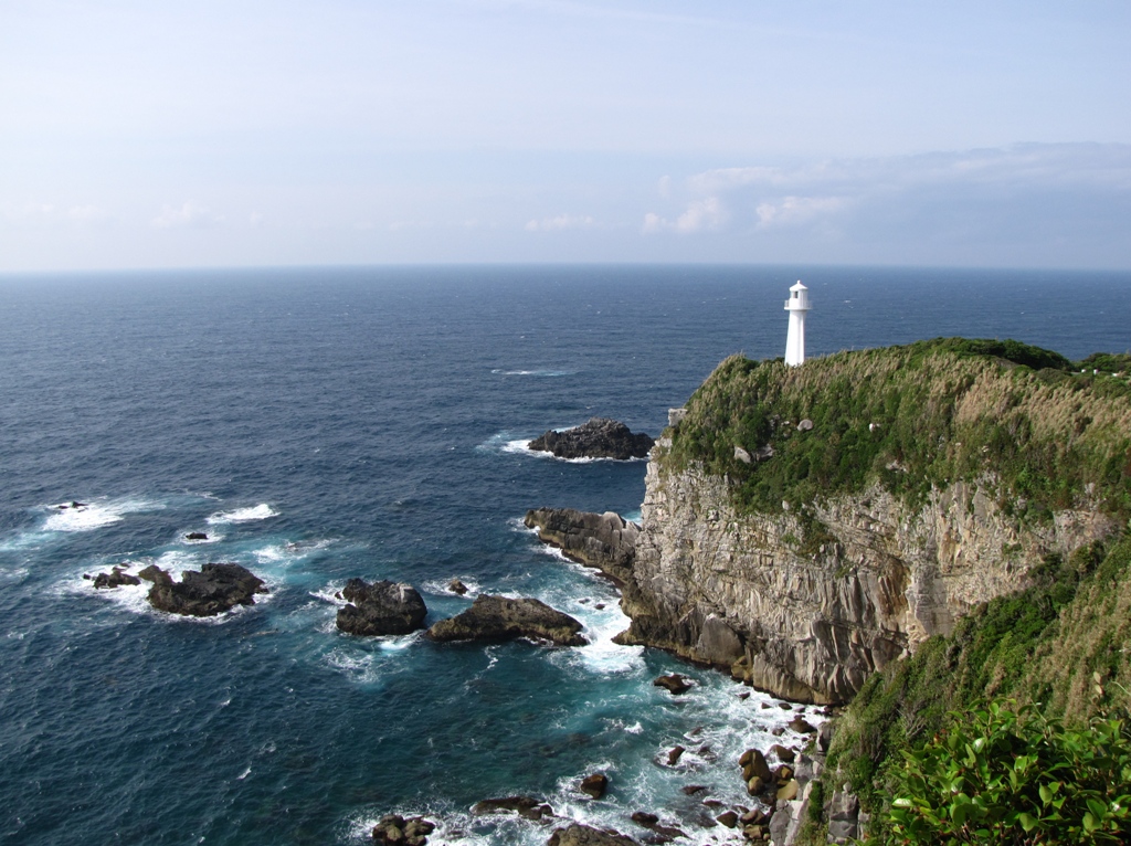 Scopri il Faro di Cape Ashizuri: Un Gioiello del Giappone - Tosashimizu | Secret World Trip Planner