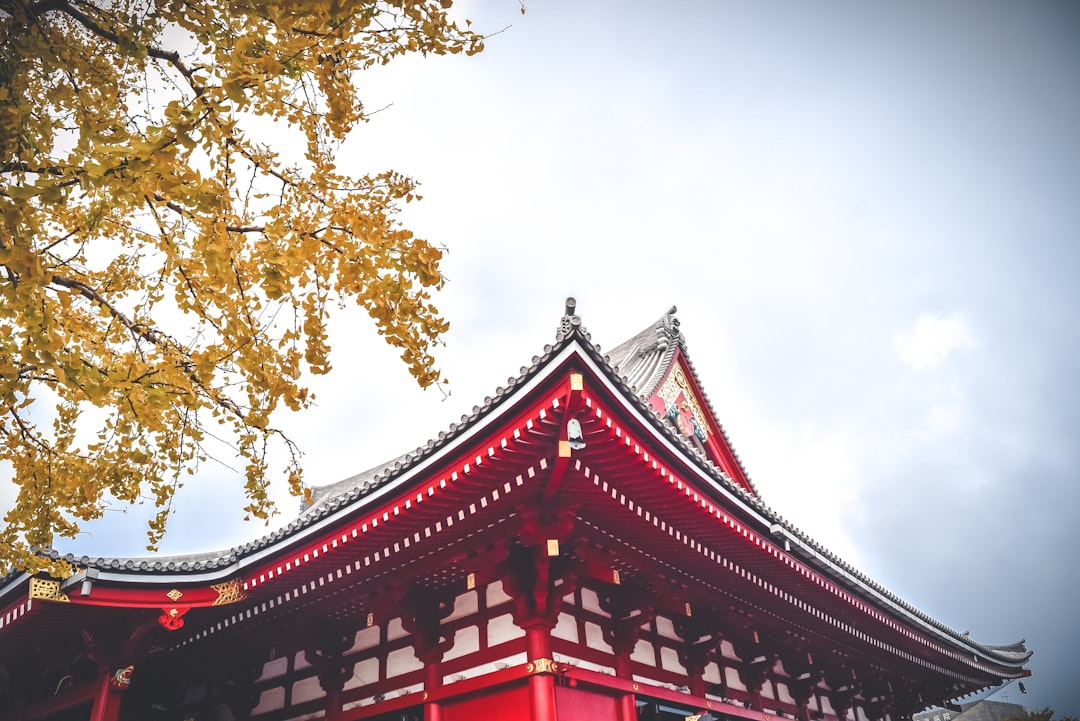 東京の歴史と精神性の寺院、浅草寺を発見する - Taito City | Secret World Trip Planner