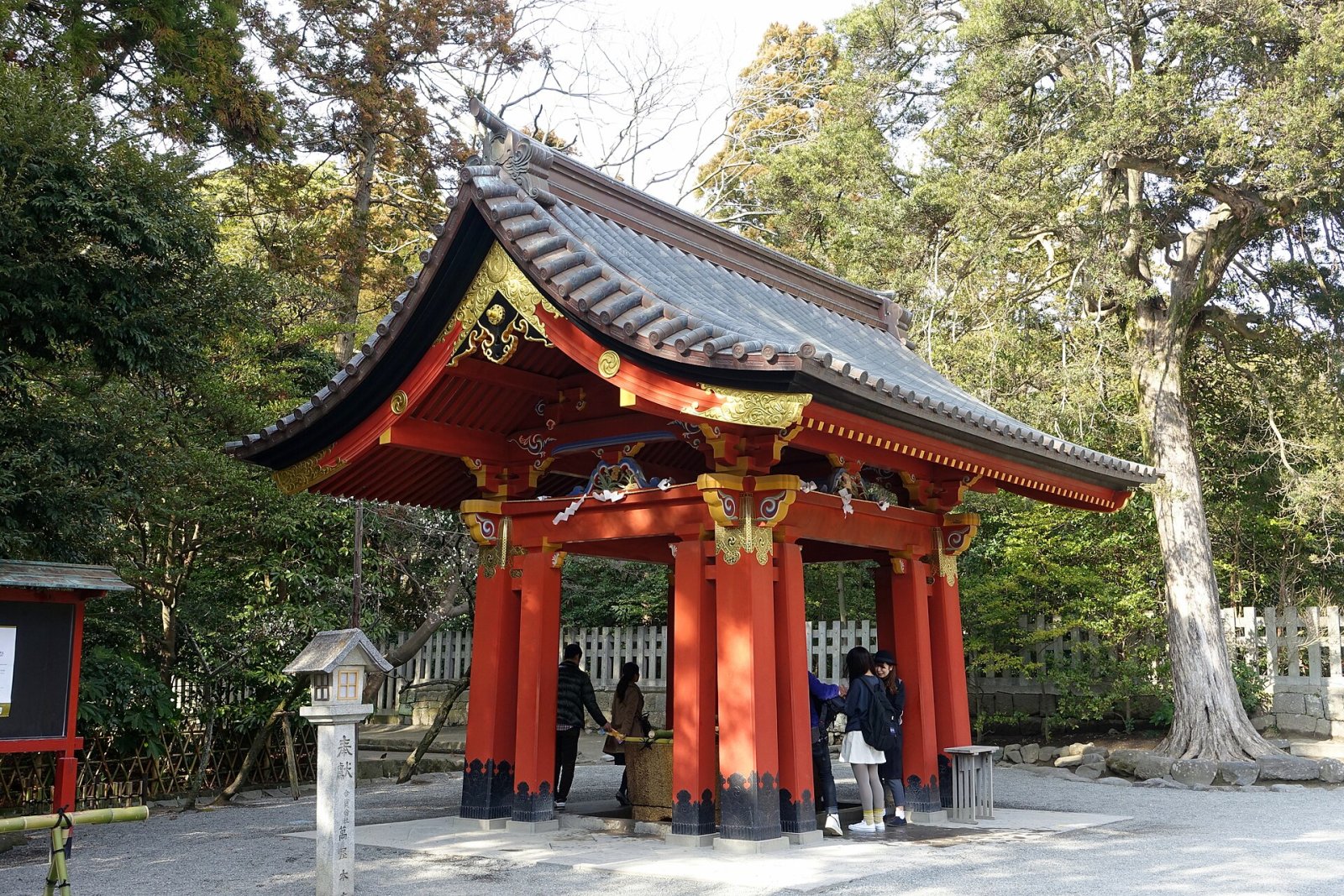 发现镰仓的文化瑰宝：鹤冈八幡宫 - Kamakura | Secret World Trip Planner