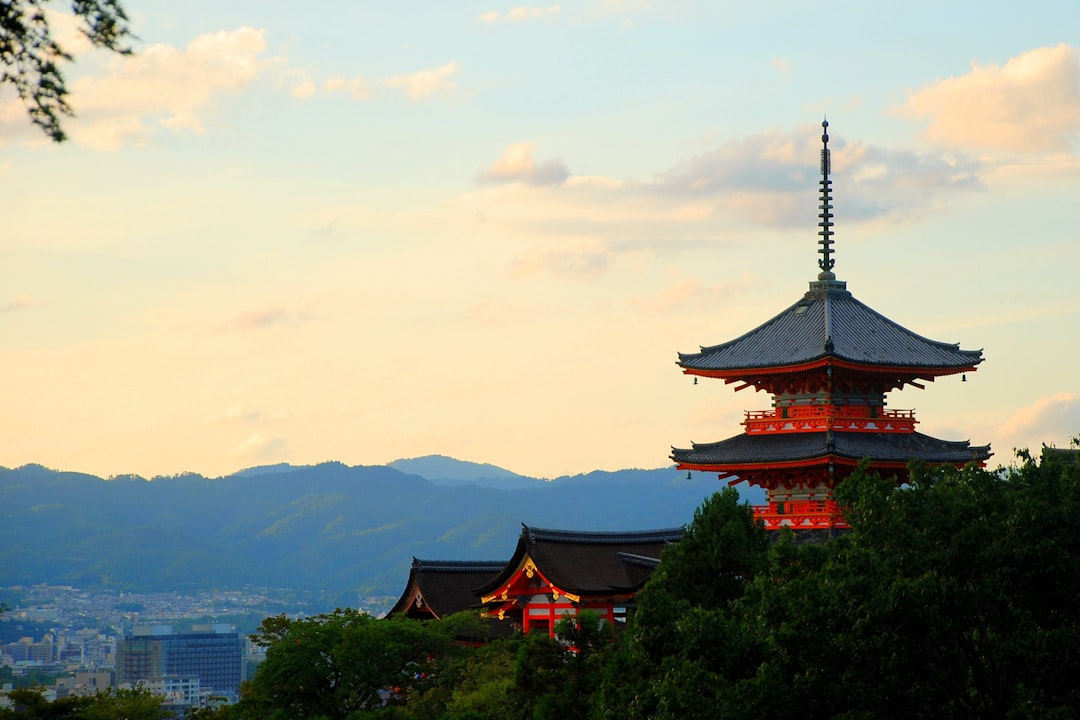 Kiyomizu-dera : Le Temple de l'Eau Pure à Kyoto - Kyoto | Secret World Trip Planner