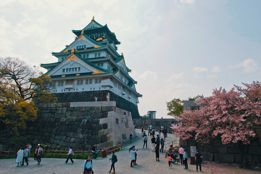 Castelo de Osaka: Uma Viagem pela História do Japão - Osaka | Secret World Trip Planner