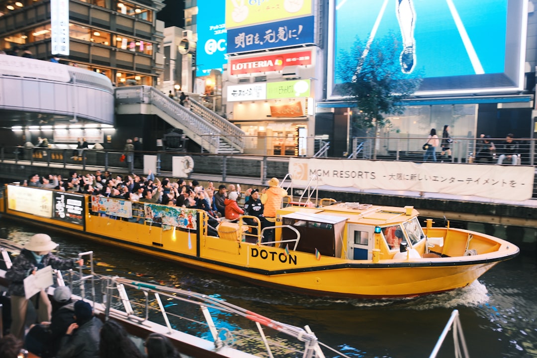 探索道顿堀：大阪的脉动心脏 - Osaka | Secret World Trip Planner