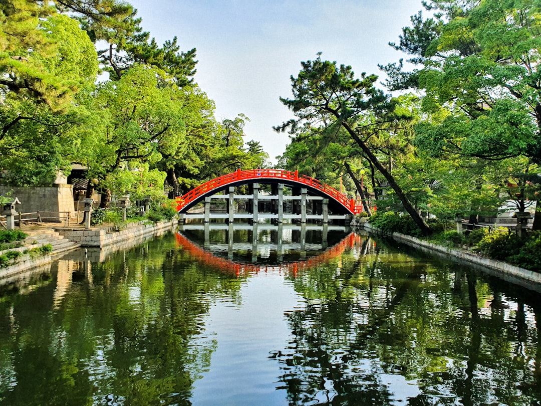 Descubra o Sumiyoshi Taisha: um tesouro cultural de Osaka - Osaka | Secret World Trip Planner