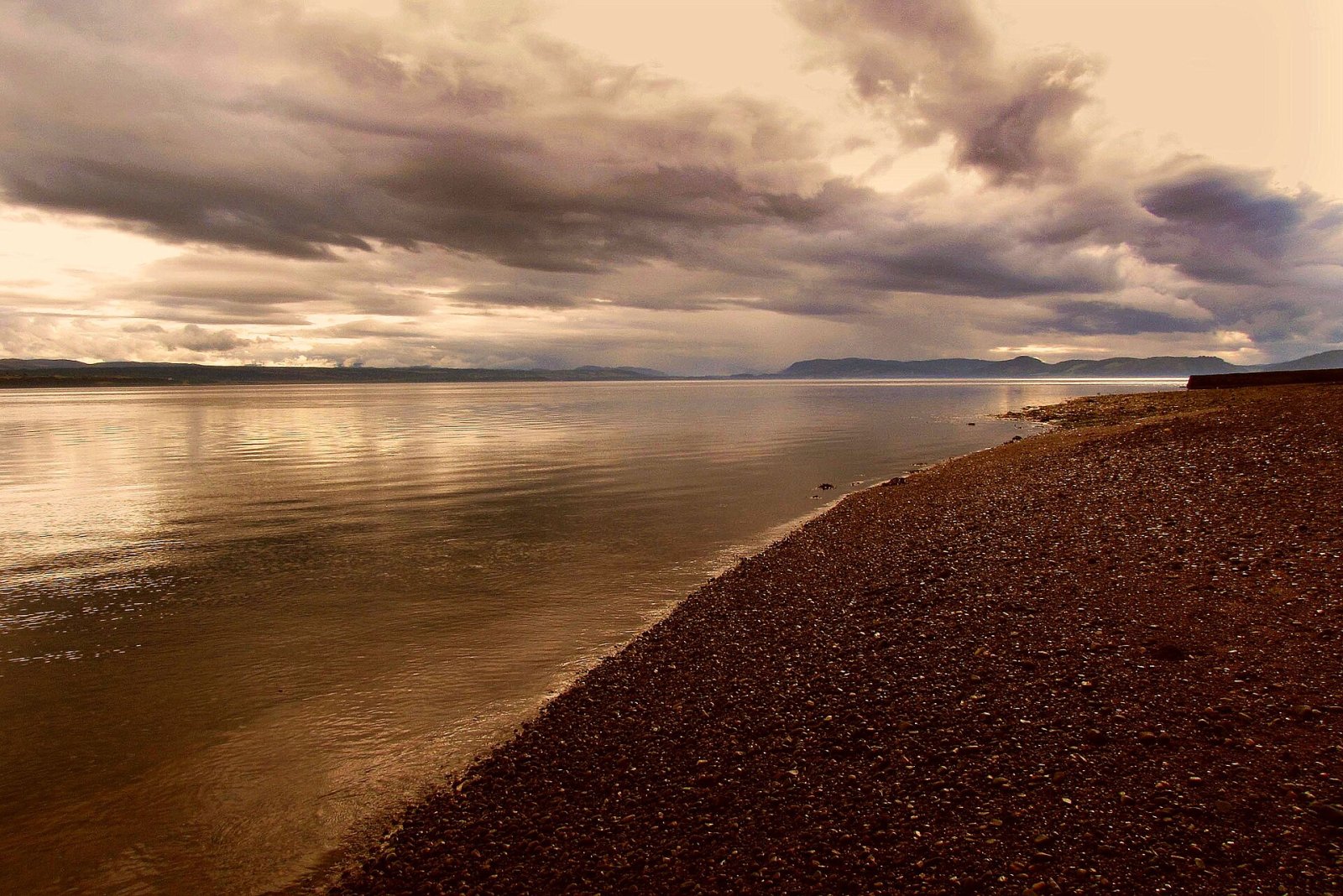 Chanonry Point : Un Paradis pour les Amoureux de la Nature en Écosse - Highland Council | Secret World Trip Planner