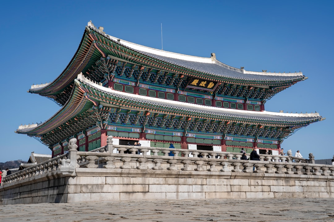 Descubre el Palacio Gyeongbokgung: Historia y Belleza de Seúl - Jongno District | Secret World Trip Planner