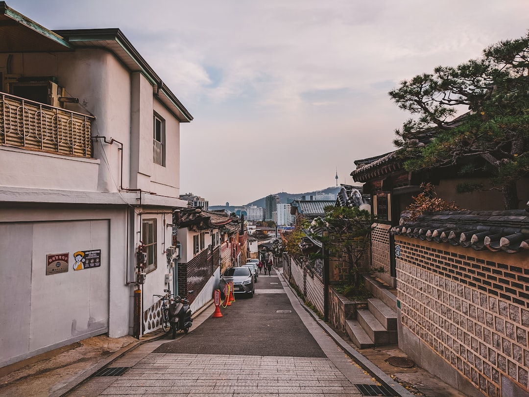 ソウルの伝統的な心、北村韓屋村を発見しよう - Jongno District | Secret World Trip Planner