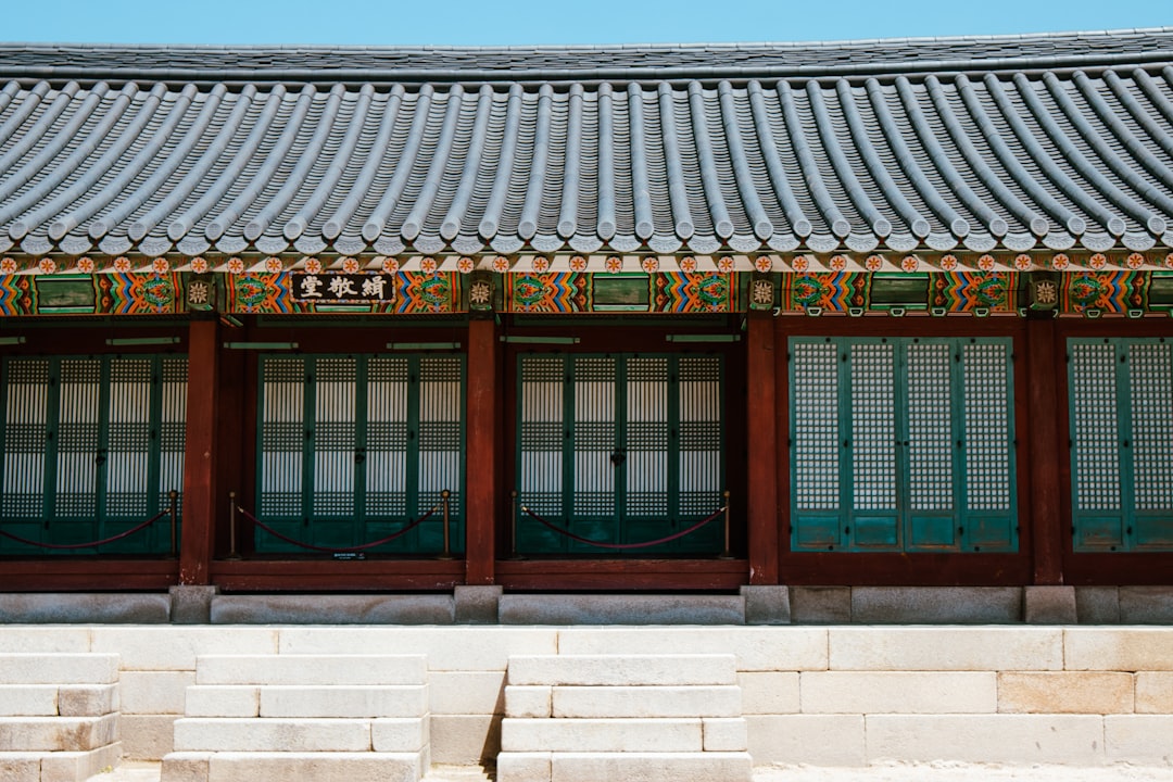 ソウルの仏教文化の中心、曹渓寺を発見しよう - Jongno District | Secret World Trip Planner