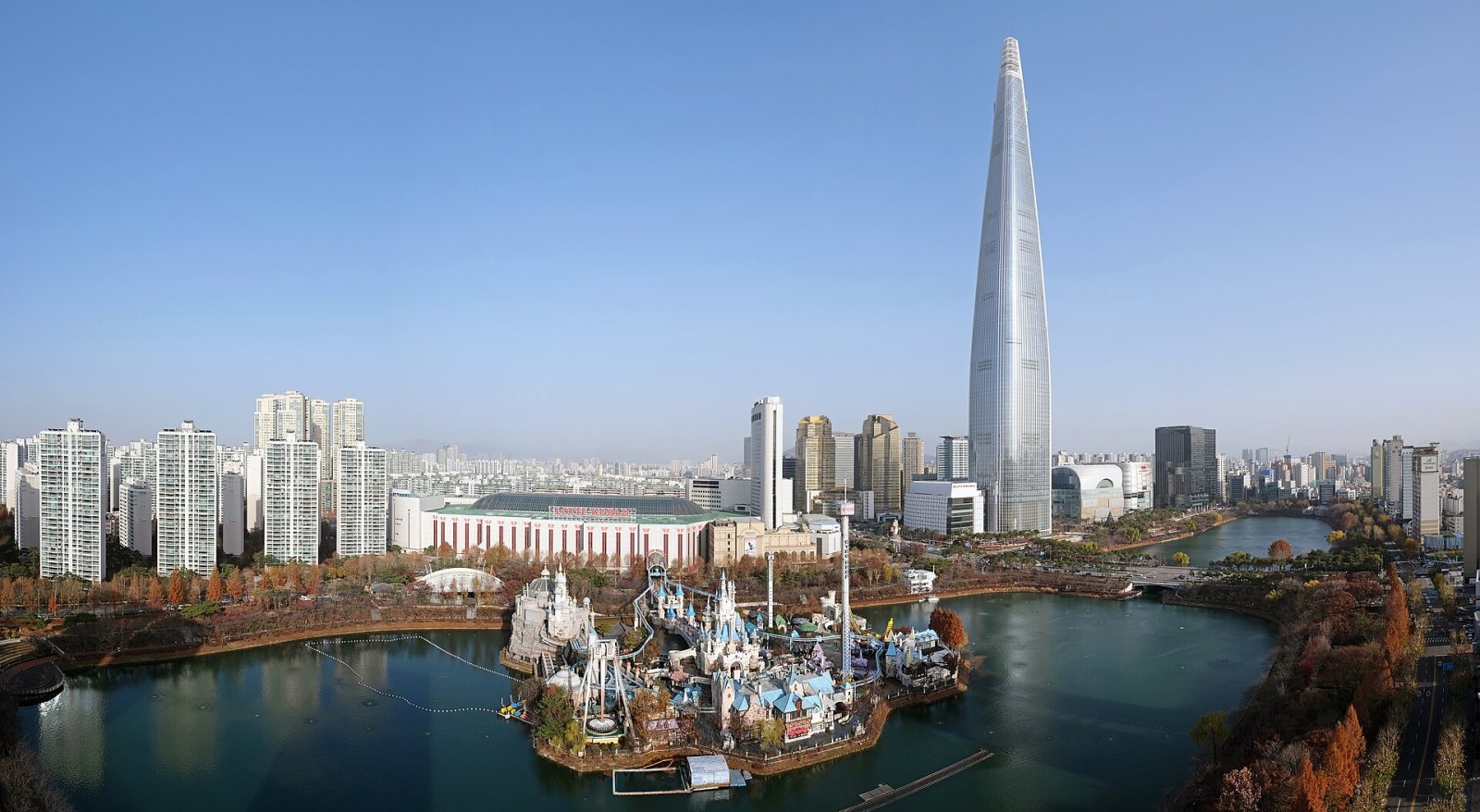 Descubre Lotte World: una aventura mágica en Seúl - Songpa District | Secret World Trip Planner