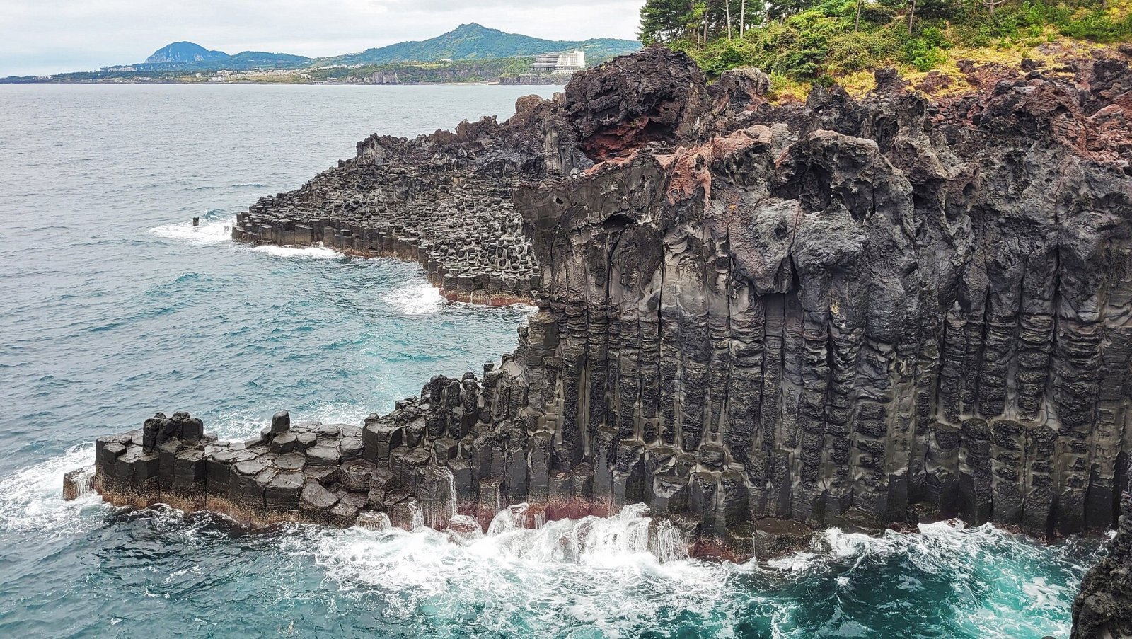 Jusangjeolli Cliff: il meraviglioso scoglio di Jeju - Seogwipo | Secret World Trip Planner