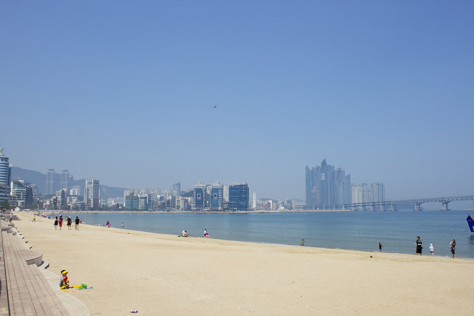 Gwangalli Beach: Un rincón de paraíso en Busan - Suyeong-gu | Secret World Trip Planner